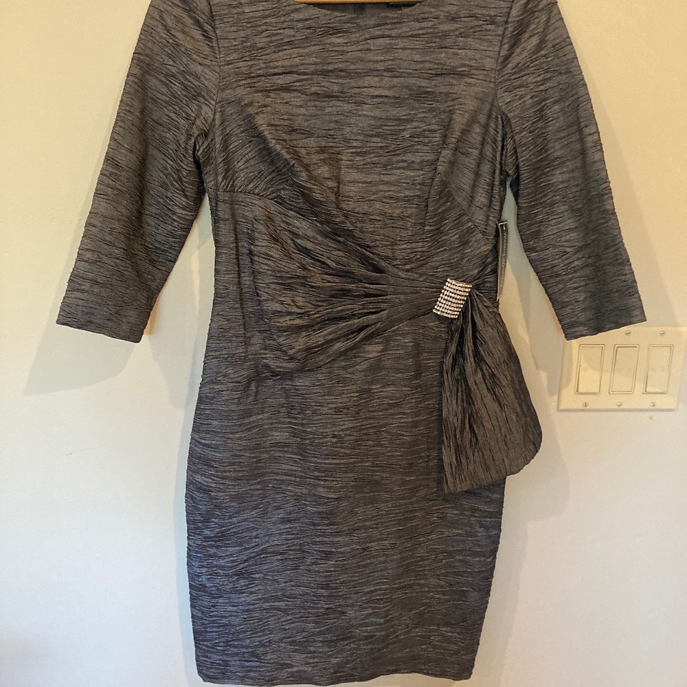 Jessica Howard Black and Gray Cocktail Dress